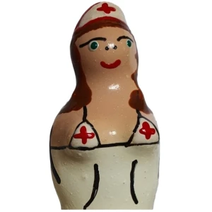 CONDOMERIE - HANDBEMALTE NEUHEITSKONDOME KRANKENSCHWESTER BRÃNETTE
